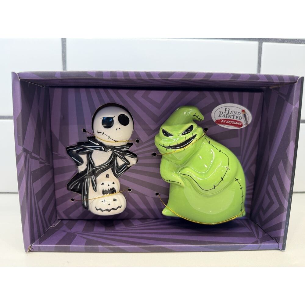 NEW!! 🎃 Nightmare Before Christmas Jack And Oogie Boogie Salt And Pepper Shaker